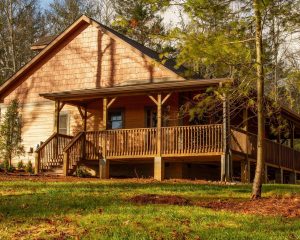 Cabins for Rent with wrap around porch